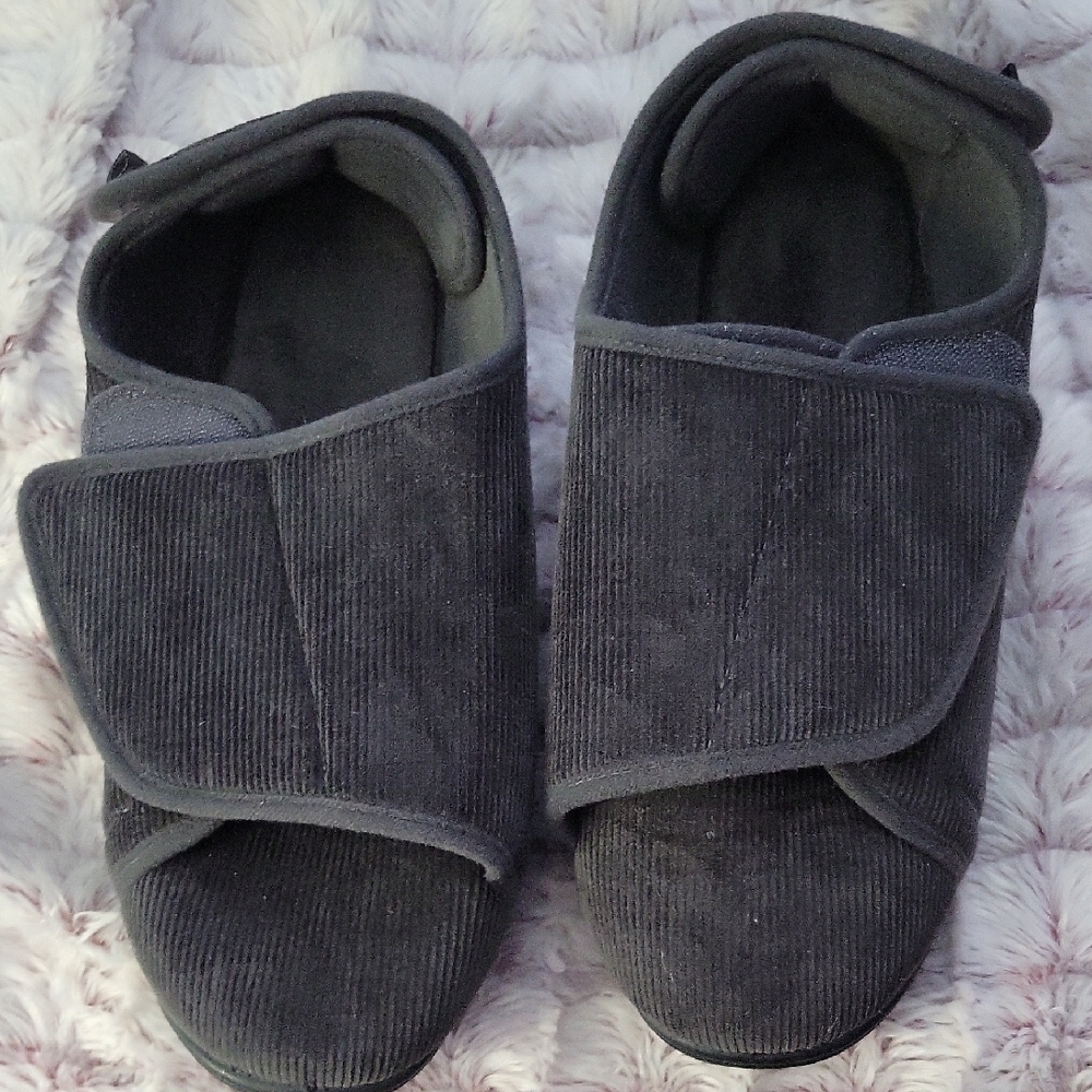 HomeTop Men's Gray Corduroy Memory Foam Adjustable House Shoes Slippers Size 12